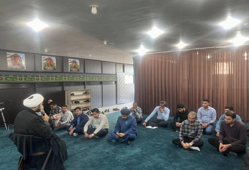 برگزاری کارگاه آموزشی و آگاهی بخشی وجوه مثبت ازدواج به هنگام تعدد فرزندان